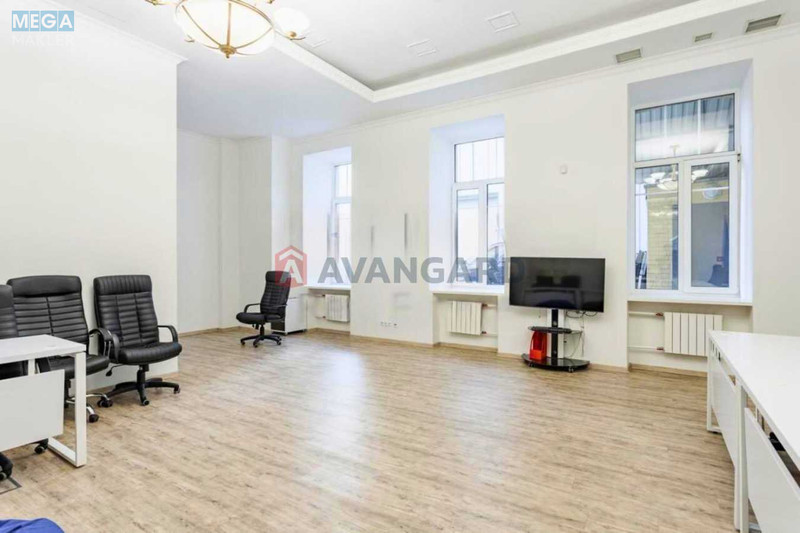 Оренда комерційної нерухомості, 2&nbsp;348,30&nbsp;кв.м, под офис, <a class="location-link" href="/kiev/" title="Недвижимость Київ">Київ</a>, <a class="location-link" href="/kiev/podolskij/" title="Недвижимость Подільський район">Подільський р-н</a>, Контрактовая пл., 10А (изображение 6)