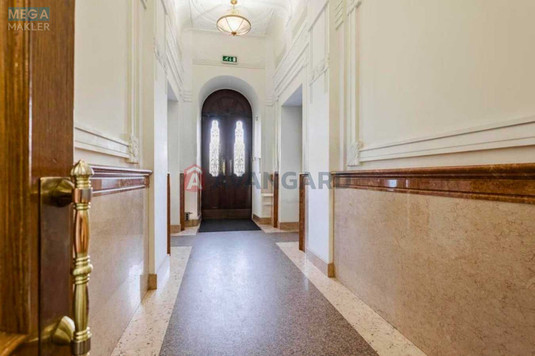 Оренда комерційної нерухомості, 2&nbsp;348,30&nbsp;кв.м, под офис, <a class="location-link" href="/kiev/" title="Недвижимость Київ">Київ</a>, <a class="location-link" href="/kiev/podolskij/" title="Недвижимость Подільський район">Подільський р-н</a>, Контрактовая пл., 10А (изображение 10)