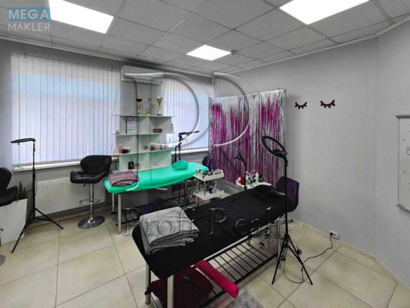 Продаж комерційної нерухомості, 239&nbsp;кв.м, под магазин, <a class="location-link" href="/irpen/" title="Недвижимость Ірпінь">Ірпінь</a>, Центральна вулиця, 6/1 (изображение 6)