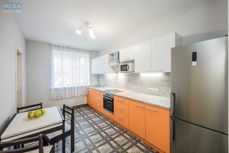 Оренда дома, <a class="location-link" href="/kiev/" title="Недвижимость Київ">Київ</a>, <a class="location-link" href="/kiev/solomenskij/" title="Недвижимость Солом'янський район">Солом'янський р-н</a>, Московская ул., 22 (изображение 2)