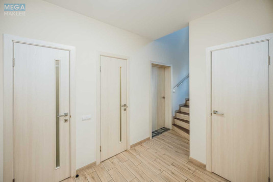 Оренда дома, <a class="location-link" href="/kiev/" title="Недвижимость Київ">Київ</a>, <a class="location-link" href="/kiev/solomenskij/" title="Недвижимость Солом'янський район">Солом'янський р-н</a>, Московская ул., 22 (изображение 6)