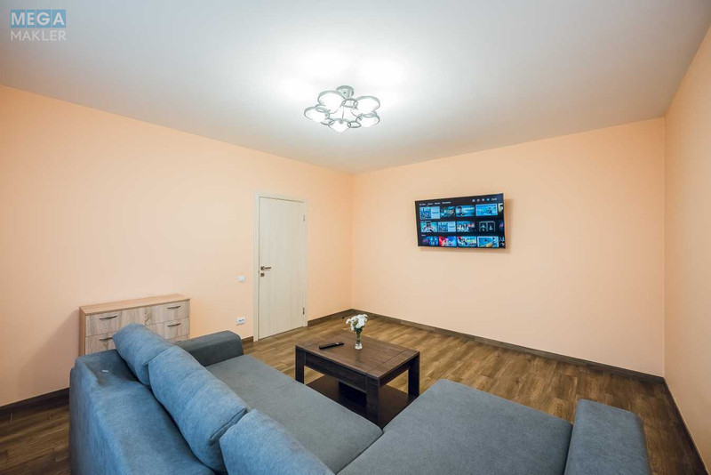 Оренда дома, <a class="location-link" href="/kiev/" title="Недвижимость Київ">Київ</a>, <a class="location-link" href="/kiev/solomenskij/" title="Недвижимость Солом'янський район">Солом'янський р-н</a>, Московская ул., 22 (изображение 7)