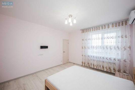 Оренда дома, <a class="location-link" href="/kiev/" title="Недвижимость Київ">Київ</a>, <a class="location-link" href="/kiev/solomenskij/" title="Недвижимость Солом'янський район">Солом'янський р-н</a>, Московская ул., 22 (изображение 12)