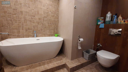 Продаж 3 кімнатної квартири (105/53/13), 8 пов. 9 пов. будинку, <a class="location-link" href="/kiev/" title="Недвижимость Київ">Київ</a>, <a class="location-link" href="/kiev/goloseevskij/" title="Недвижимость Голосіївський район">Голосіївський р-н</a>, Метрологічна вул., 40б (изображение 13)