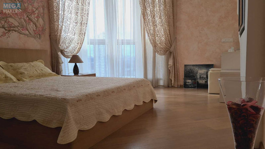 Оренда 3 кімнатної квартири, <a class="location-link" href="/kiev/" title="Недвижимость Київ">Київ</a>, <a class="location-link" href="/kiev/obolonskij/" title="Недвижимость Оболонський район">Оболонський р-н</a>, Героев Сталинграда просп., 6 (изображение 10)