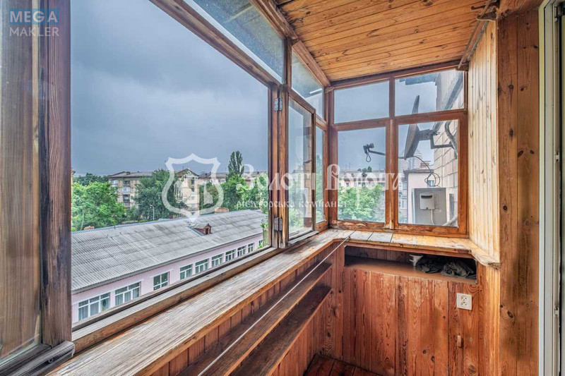 Продаж 2 кімнатної квартири (44,5/29/6), 5 пов. 5 пов. будинку, <a class="location-link" href="/kiev/" title="Недвижимость Київ">Київ</a>, <a class="location-link" href="/kiev/solomenskij/" title="Недвижимость Солом'янський район">Солом'янський р-н</a>, Уманська вул., 37 (изображение 6)