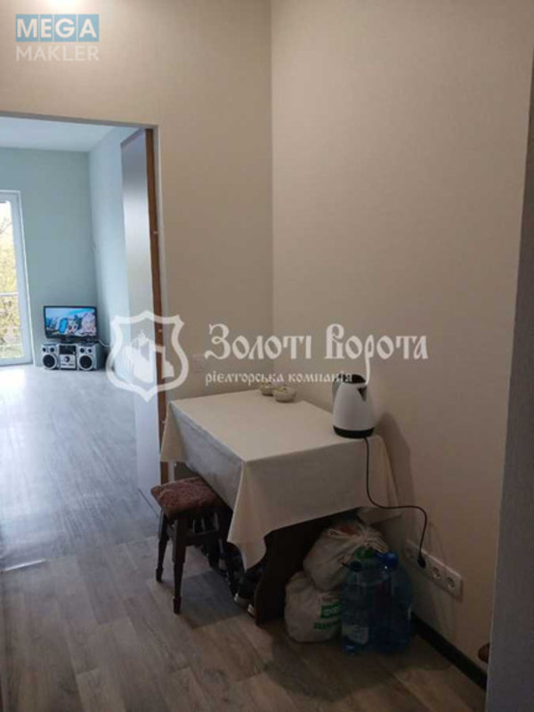 Продаж 1 кімнатної квартири (26/17/5), 3 пов. 4 пов. будинку, <a class="location-link" href="/kiev/" title="Недвижимость Київ">Київ</a>, <a class="location-link" href="/kiev/svyatoshinskij/" title="Недвижимость Святошинський район">Святошинський р-н</a>, Осіння вул., 71 (изображение 9)