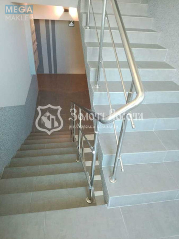 Продаж 1 кімнатної квартири (26/17/5), 3 пов. 4 пов. будинку, <a class="location-link" href="/kiev/" title="Недвижимость Київ">Київ</a>, <a class="location-link" href="/kiev/svyatoshinskij/" title="Недвижимость Святошинський район">Святошинський р-н</a>, Осіння вул., 71 (изображение 12)