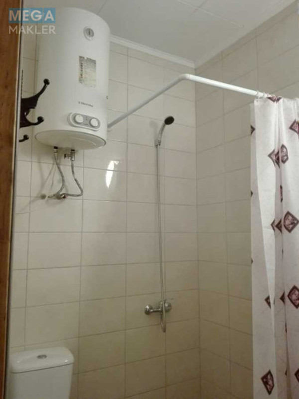 Оренда 1 кімнатної квартири, <a class="location-link" href="/odessa/" title="Недвижимость Одеса">Одеса</a>, <a class="location-link" href="/odessa/suvorovskij/" title="Недвижимость Суворовський район">Суворовський р-н</a>, Атамана Головатого, 33 (изображение 7)