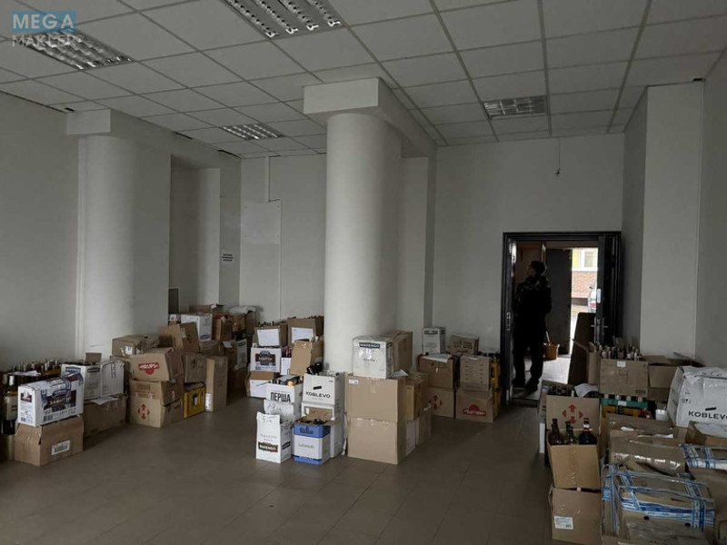 Оренда окремої будівлі/побудови, 180&nbsp;кв.м, <a class="location-link" href="/kiev/" title="Недвижимость Київ">Київ</a>, <a class="location-link" href="/kiev/solomenskij/" title="Недвижимость Солом'янський район">Солом'янський р-н</a>, Монтажників вул., 101 (изображение 6)