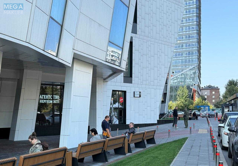 Оренда окремої будівлі/побудови, 800&nbsp;кв.м, <a class="location-link" href="/kiev/" title="Недвижимость Київ">Київ</a>, <a class="location-link" href="/kiev/shevchenkovskij/" title="Недвижимость Шевченківський район">Шевченківський р-н</a>, Берестейський просп., 11 (изображение 3)