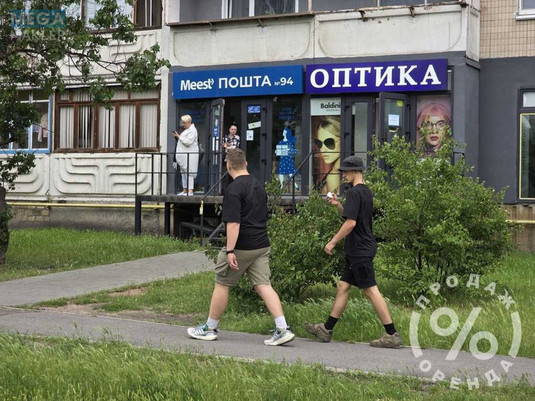 Продаж комерційної нерухомості, 27&nbsp;кв.м, под магазин, <a class="location-link" href="/kiev/" title="Недвижимость Київ">Київ</a>, <a class="location-link" href="/kiev/darnickij/" title="Недвижимость Дарницький район">Дарницький р-н</a>, Михайла Драгоманова вул., 11 (изображение 2)