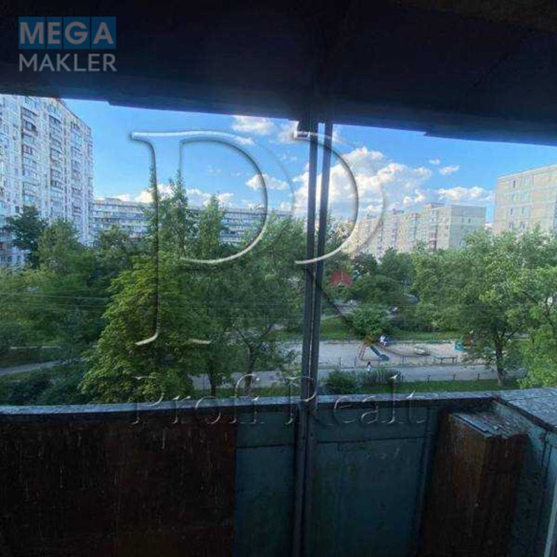 Продаж 3 кімнатної квартири (62/41/7), 4 пов. 9 пов. будинку, <a class="location-link" href="/kiev/" title="Недвижимость Київ">Київ</a>, <a class="location-link" href="/kiev/obolonskij/" title="Недвижимость Оболонський район">Оболонський р-н</a>, Оболонський проспект, 12-А (изображение 14)