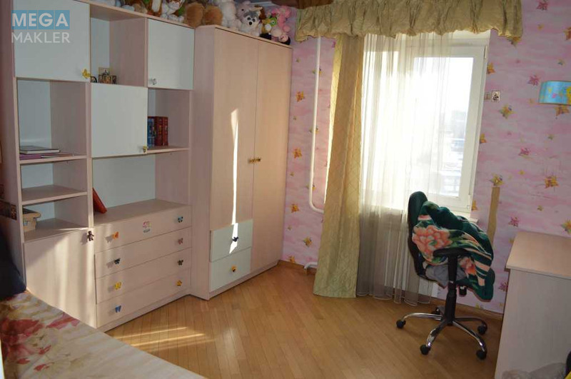 Оренда 3 кімнатної квартири, <a class="location-link" href="/kiev/" title="Недвижимость Київ">Київ</a>, <a class="location-link" href="/kiev/desnyanskij/" title="Недвижимость Деснянський район">Деснянський р-н</a>, Оноре де Бальзака вул., 55в (изображение 12)