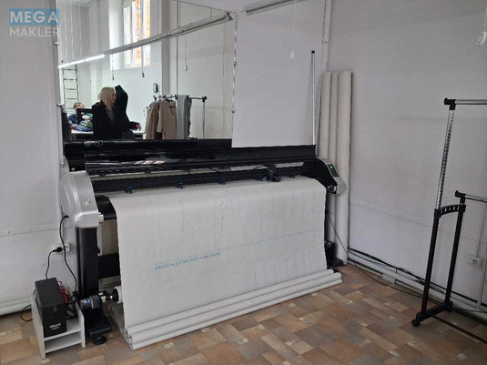 Продаж комерційної нерухомості, 1&nbsp;050&nbsp;кв.м, <a class="location-link" href="/belaya-tserkov/" title="Недвижимость Біла Церква">Біла Церква</a>, Олександрійський бульвар (изображение 2)