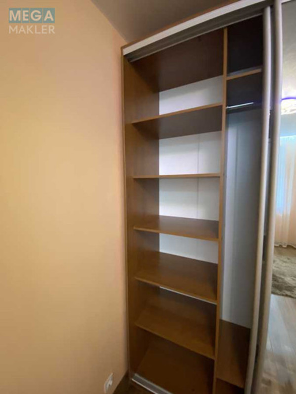 Оренда 2 кімнатної квартири, <a class="location-link" href="/kiev/" title="Недвижимость Київ">Київ</a>, <a class="location-link" href="/kiev/goloseevskij/" title="Недвижимость Голосіївський район">Голосіївський р-н</a>, Практична вул., 2 (изображение 10)