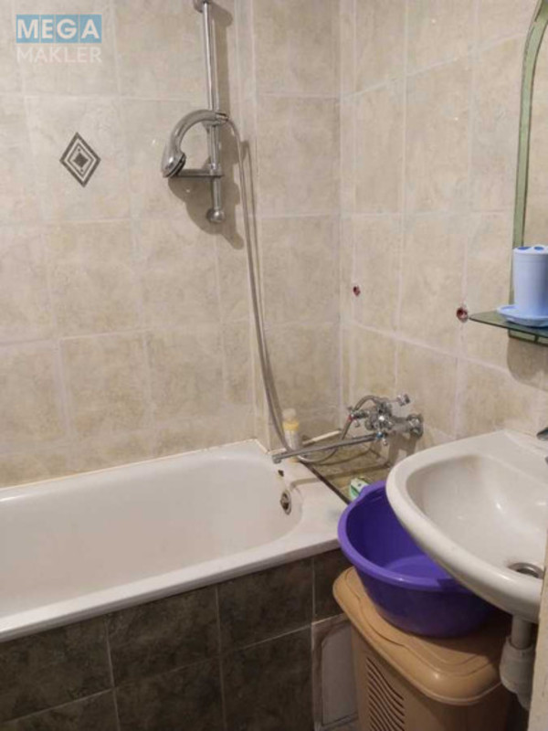 Оренда 2 кімнатної квартири, <a class="location-link" href="/kiev/" title="Недвижимость Київ">Київ</a>, <a class="location-link" href="/kiev/svyatoshinskij/" title="Недвижимость Святошинський район">Святошинський р-н</a>, Зодчих вул., 4 (изображение 10)