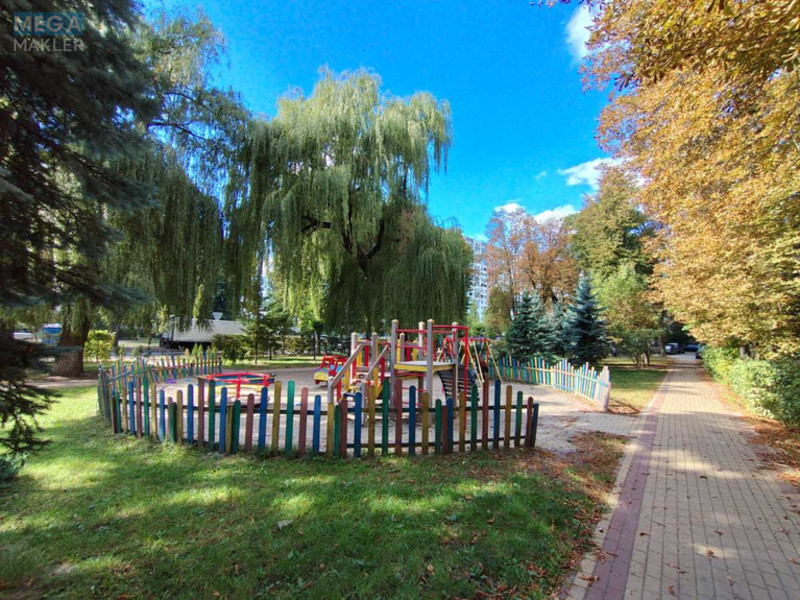 Продаж 2 кімнатної квартири (42/26/6), 5 пов. 5 пов. будинку, <a class="location-link" href="/kiev/" title="Недвижимость Київ">Київ</a>, <a class="location-link" href="/kiev/solomenskij/" title="Недвижимость Солом'янський район">Солом'янський р-н</a>, Вацлава Гавела бульв., 75 (изображение 11)