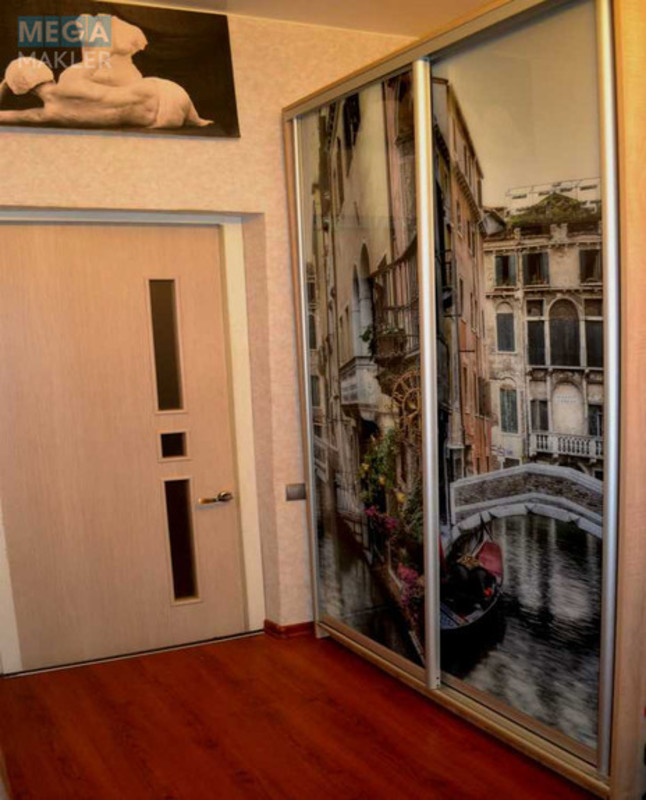 Оренда 2 кімнатної квартири, <a class="location-link" href="/kiev/" title="Недвижимость Київ">Київ</a>, <a class="location-link" href="/kiev/podolskij/" title="Недвижимость Подільський район">Подільський р-н</a>, Братская ул., 10 (изображение 10)