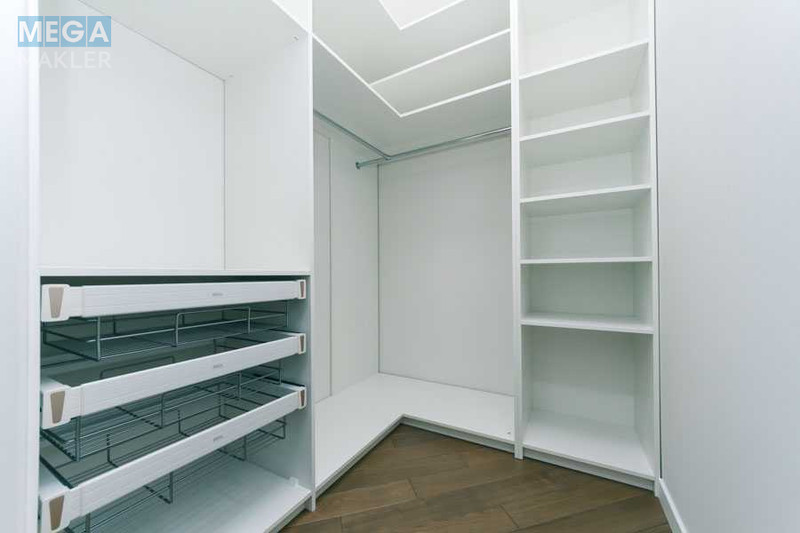 Оренда 3 кімнатної квартири, <a class="location-link" href="/kiev/" title="Недвижимость Київ">Київ</a>, <a class="location-link" href="/kiev/goloseevskij/" title="Недвижимость Голосіївський район">Голосіївський р-н</a>, Большая Васильковская ул., 36 (изображение 9)