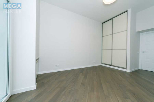 Оренда 3 кімнатної квартири, <a class="location-link" href="/kiev/" title="Недвижимость Київ">Київ</a>, <a class="location-link" href="/kiev/goloseevskij/" title="Недвижимость Голосіївський район">Голосіївський р-н</a>, Большая Васильковская ул., 36 (изображение 17)