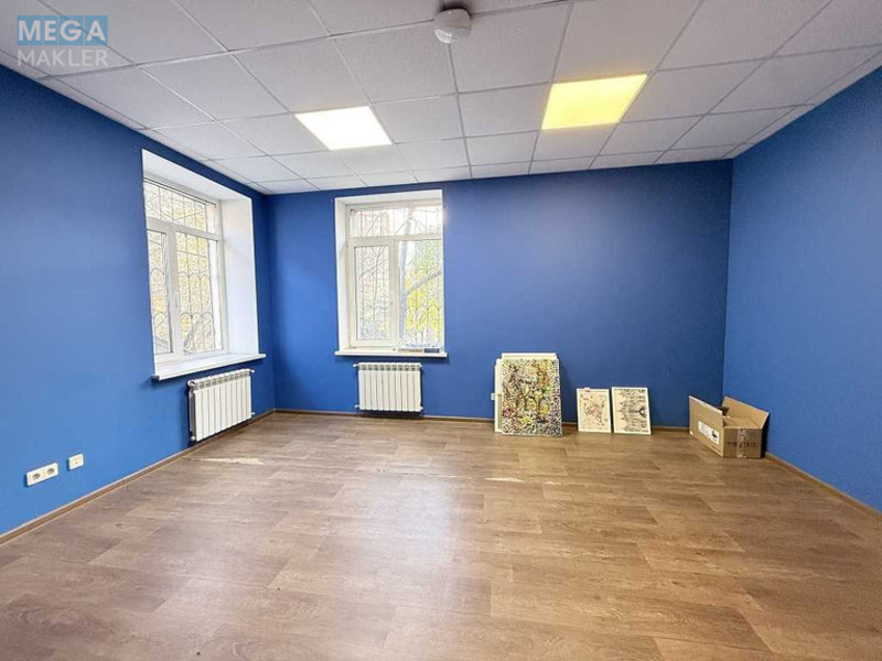 Оренда комерційної нерухомості, 83&nbsp;кв.м, под офис, <a class="location-link" href="/kiev/" title="Недвижимость Київ">Київ</a>, <a class="location-link" href="/kiev/shevchenkovskij/" title="Недвижимость Шевченківський район">Шевченківський р-н</a>, Дмитрівська вул., 35 (изображение 2)