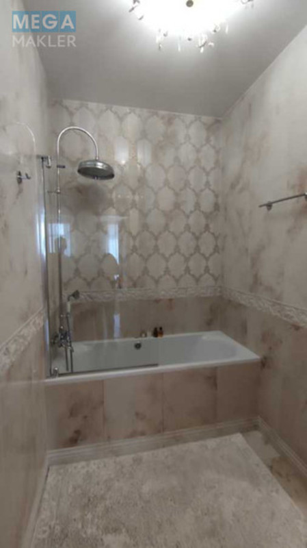 Оренда 3 кімнатної квартири, <a class="location-link" href="/kiev/" title="Недвижимость Київ">Київ</a>, <a class="location-link" href="/kiev/pecherskij/" title="Недвижимость Печерський район">Печерський р-н</a>, Євгена Коновальця вул., 44А (изображение 11)