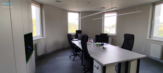 Оренда комерційної нерухомості, 294&nbsp;кв.м, под офис, <a class="location-link" href="/kiev/" title="Недвижимость Київ">Київ</a>, <a class="location-link" href="/kiev/pecherskij/" title="Недвижимость Печерський район">Печерський р-н</a>, Залізничне шосе, 2А (изображение 2)