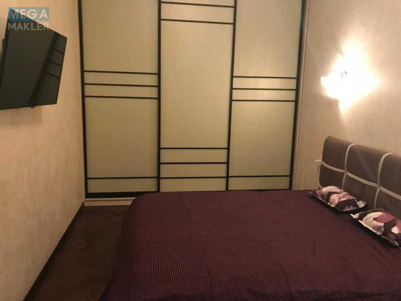 Оренда 2 кімнатної квартири, <a class="location-link" href="/kiev/" title="Недвижимость Київ">Київ</a>, <a class="location-link" href="/kiev/shevchenkovskij/" title="Недвижимость Шевченківський район">Шевченківський р-н</a>, Симона Петлюры ул., 8 (изображение 3)