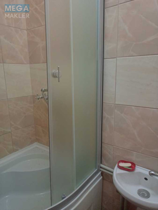 Продаж 1 кімнатної квартири (29/16/5,8), 2 пов. 9 пов. будинку, <a class="location-link" href="/kiev/" title="Недвижимость Київ">Київ</a>, <a class="location-link" href="/kiev/solomenskij/" title="Недвижимость Солом'янський район">Солом'янський р-н</a>, Васильченко ул., 12 (изображение 5)