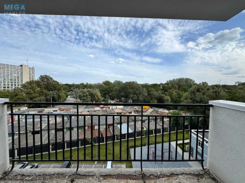 Продаж 1 кімнатної квартири (27/11/6), 7 пов. 25 пов. будинку, <a class="location-link" href="/kiev/" title="Недвижимость Київ">Київ</a>, <a class="location-link" href="/kiev/goloseevskij/" title="Недвижимость Голосіївський район">Голосіївський р-н</a>, Академика Глушкова просп., 42 (изображение 2)