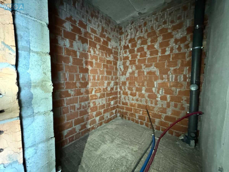 Продаж 1 кімнатної квартири (27/11/6), 7 пов. 25 пов. будинку, <a class="location-link" href="/kiev/" title="Недвижимость Київ">Київ</a>, <a class="location-link" href="/kiev/goloseevskij/" title="Недвижимость Голосіївський район">Голосіївський р-н</a>, Академика Глушкова просп., 42 (изображение 4)