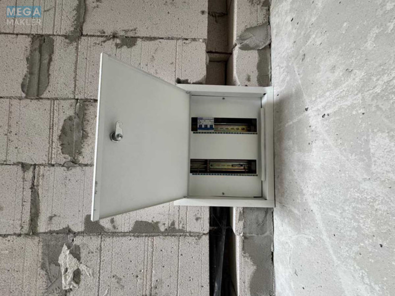 Продаж 1 кімнатної квартири (27/11/6), 7 пов. 25 пов. будинку, <a class="location-link" href="/kiev/" title="Недвижимость Київ">Київ</a>, <a class="location-link" href="/kiev/goloseevskij/" title="Недвижимость Голосіївський район">Голосіївський р-н</a>, Академика Глушкова просп., 42 (изображение 5)