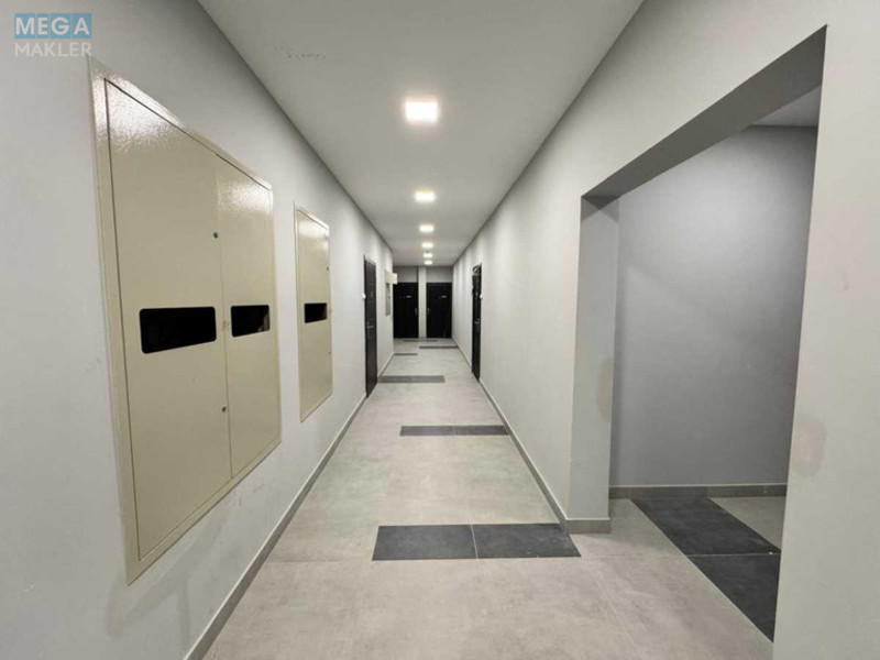 Продаж 1 кімнатної квартири (27/11/6), 7 пов. 25 пов. будинку, <a class="location-link" href="/kiev/" title="Недвижимость Київ">Київ</a>, <a class="location-link" href="/kiev/goloseevskij/" title="Недвижимость Голосіївський район">Голосіївський р-н</a>, Академика Глушкова просп., 42 (изображение 8)