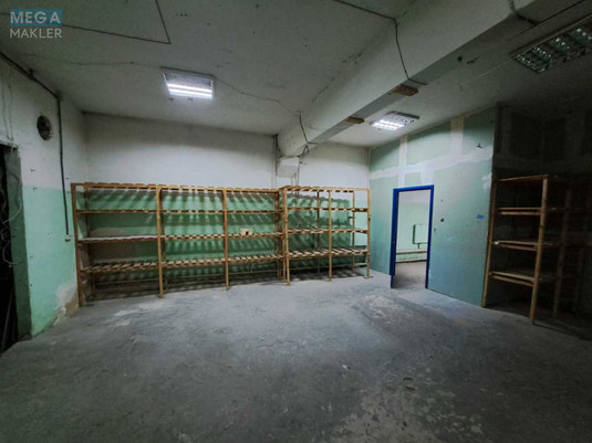 Оренда комерційної нерухомості, 70&nbsp;кв.м, под склад, <a class="location-link" href="/kiev/" title="Недвижимость Київ">Київ</a>, <a class="location-link" href="/kiev/dneprovskij/" title="Недвижимость Дніпровський район">Дніпровський р-н</a>, Евгения Сверстюка ул., 11б (изображение 3)