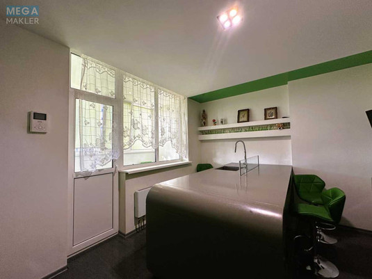 Оренда 2 кімнатної квартири, <a class="location-link" href="/kiev/" title="Недвижимость Київ">Київ</a>, <a class="location-link" href="/kiev/shevchenkovskij/" title="Недвижимость Шевченківський район">Шевченківський р-н</a>, Сікорського вул., 1 (изображение 11)