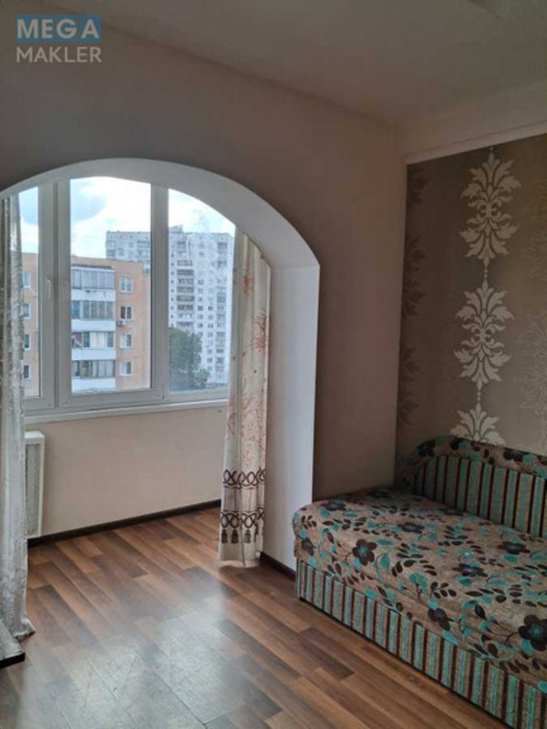 Продаж 3 кімнатної квартири (57/41/7), 8 пов. 9 пов. будинку, <a class="location-link" href="/kiev/" title="Недвижимость Київ">Київ</a>, <a class="location-link" href="/kiev/desnyanskij/" title="Недвижимость Деснянський район">Деснянський р-н</a>, Лесной просп., 6а (изображение 11)