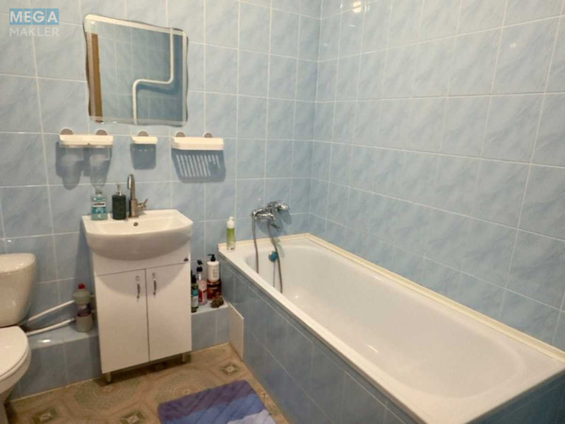 Оренда 1 кімнатної квартири, <a class="location-link" href="/kiev/" title="Недвижимость Київ">Київ</a>, <a class="location-link" href="/kiev/podolskij/" title="Недвижимость Подільський район">Подільський р-н</a>, Василия Порика просп., 9в (изображение 4)