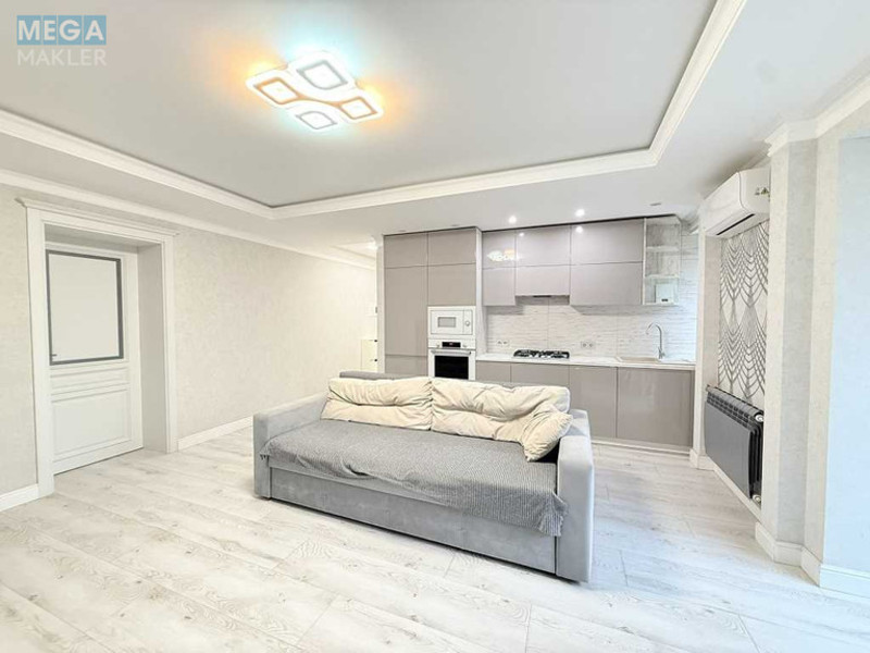 Оренда 2 кімнатної квартири, <a class="location-link" href="/kiev/" title="Недвижимость Київ">Київ</a>, <a class="location-link" href="/kiev/goloseevskij/" title="Недвижимость Голосіївський район">Голосіївський р-н</a>, Голосіївський просп., 112 (изображение 3)