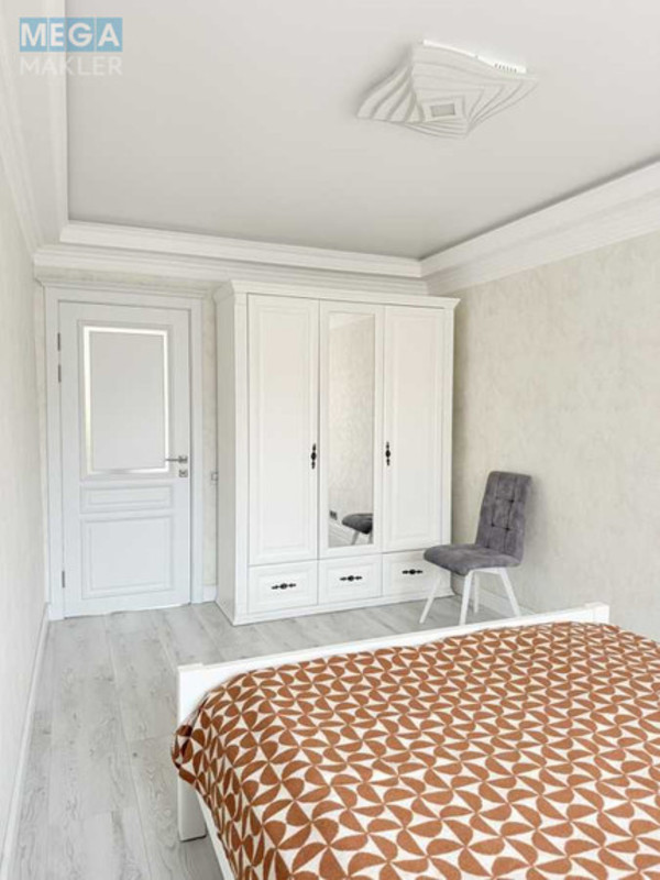 Оренда 2 кімнатної квартири, <a class="location-link" href="/kiev/" title="Недвижимость Київ">Київ</a>, <a class="location-link" href="/kiev/goloseevskij/" title="Недвижимость Голосіївський район">Голосіївський р-н</a>, Голосіївський просп., 112 (изображение 9)