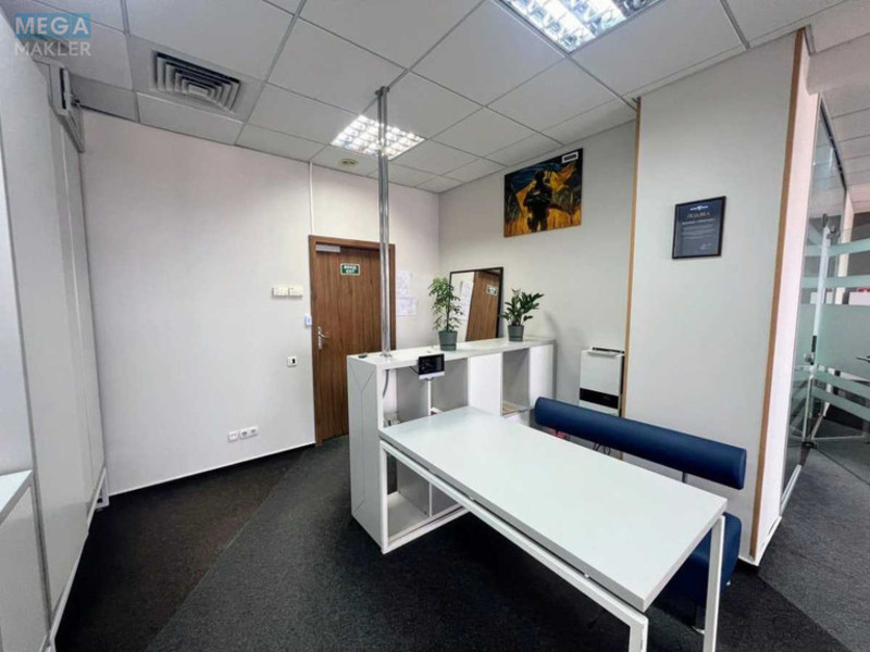 Оренда комерційної нерухомості, 132&nbsp;кв.м, под офис, <a class="location-link" href="/kiev/" title="Недвижимость Київ">Київ</a>, <a class="location-link" href="/kiev/dneprovskij/" title="Недвижимость Дніпровський район">Дніпровський р-н</a>, Евгения Сверстюка ул., 2А (изображение 5)