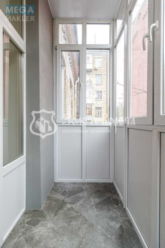 Продаж 2 кімнатної квартири (61,1/39,6/12), 3 пов. 3 пов. будинку, <a class="location-link" href="/kiev/" title="Недвижимость Київ">Київ</a>, <a class="location-link" href="/kiev/goloseevskij/" title="Недвижимость Голосіївський район">Голосіївський р-н</a>, Тарасівська вул., 19б (изображение 9)