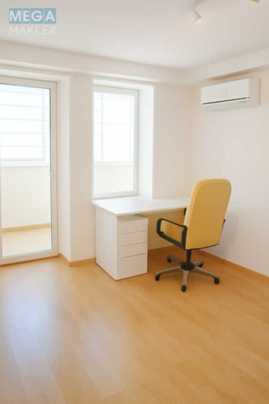 Оренда 3 кімнатної квартири, <a class="location-link" href="/kiev/" title="Недвижимость Київ">Київ</a>, <a class="location-link" href="/kiev/goloseevskij/" title="Недвижимость Голосіївський район">Голосіївський р-н</a>, Михайла Ломоносова вул., 56 (изображение 13)