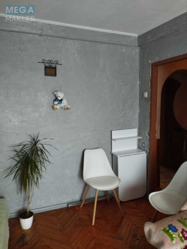 Продаж 3 кімнатної квартири (73/48/8), 8 пов. 9 пов. будинку, <a class="location-link" href="/kiev/" title="Недвижимость Київ">Київ</a>, <a class="location-link" href="/kiev/dneprovskij/" title="Недвижимость Дніпровський район">Дніпровський р-н</a>, Березняківська вул., 20 (изображение 8)