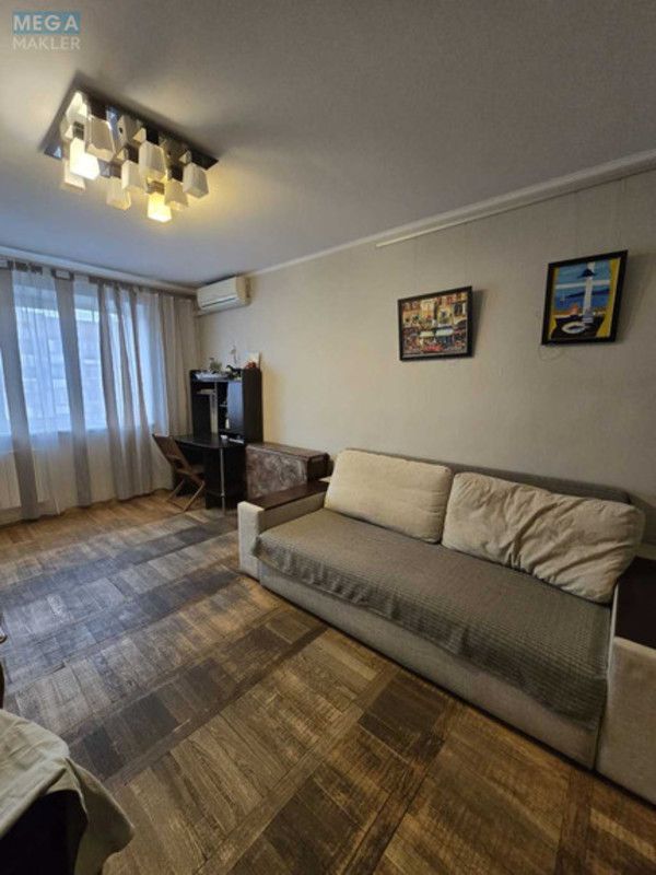 Продаж 3 кімнатної квартири (72/40/9), 8 пов. 9 пов. будинку, <a class="location-link" href="/kiev/" title="Недвижимость Київ">Київ</a>, <a class="location-link" href="/kiev/obolonskij/" title="Недвижимость Оболонський район">Оболонський р-н</a>, Северная ул., 54а (изображение 7)