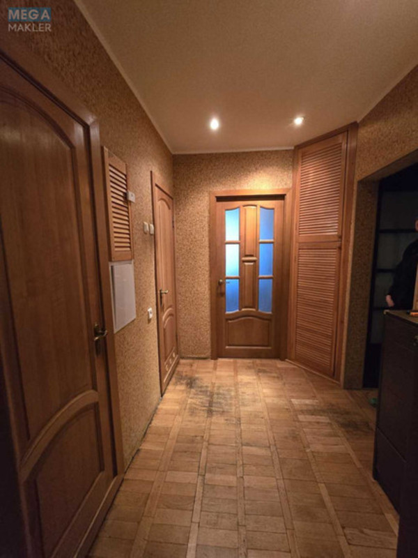 Продаж 3 кімнатної квартири (72/40/9), 8 пов. 9 пов. будинку, <a class="location-link" href="/kiev/" title="Недвижимость Київ">Київ</a>, <a class="location-link" href="/kiev/obolonskij/" title="Недвижимость Оболонський район">Оболонський р-н</a>, Северная ул., 54а (изображение 8)