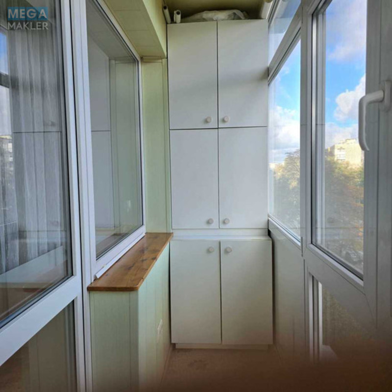 Продаж 3 кімнатної квартири (64/42/8), 5 пов. 9 пов. будинку, <a class="location-link" href="/kiev/" title="Недвижимость Київ">Київ</a>, <a class="location-link" href="/kiev/podolskij/" title="Недвижимость Подільський район">Подільський р-н</a>, Фрунзе ул., 117 (изображение 6)