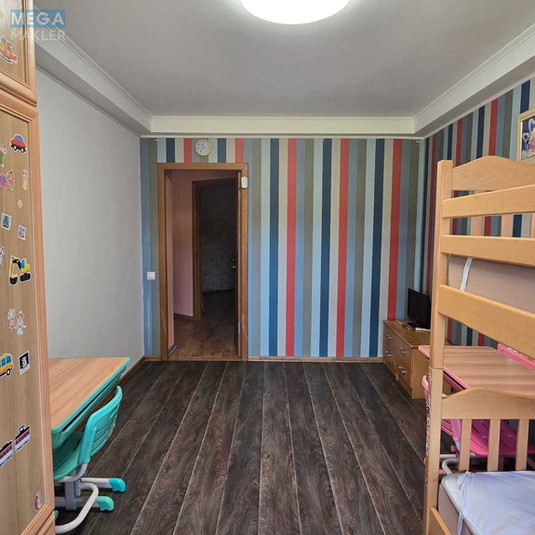 Продаж 3 кімнатної квартири (64/42/8), 5 пов. 9 пов. будинку, <a class="location-link" href="/kiev/" title="Недвижимость Київ">Київ</a>, <a class="location-link" href="/kiev/podolskij/" title="Недвижимость Подільський район">Подільський р-н</a>, Фрунзе ул., 117 (изображение 8)