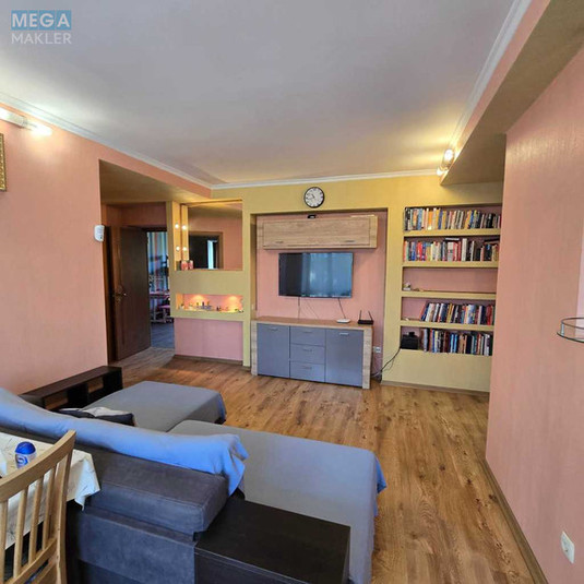 Продаж 3 кімнатної квартири (64/42/8), 5 пов. 9 пов. будинку, <a class="location-link" href="/kiev/" title="Недвижимость Київ">Київ</a>, <a class="location-link" href="/kiev/podolskij/" title="Недвижимость Подільський район">Подільський р-н</a>, Фрунзе ул., 117 (изображение 12)