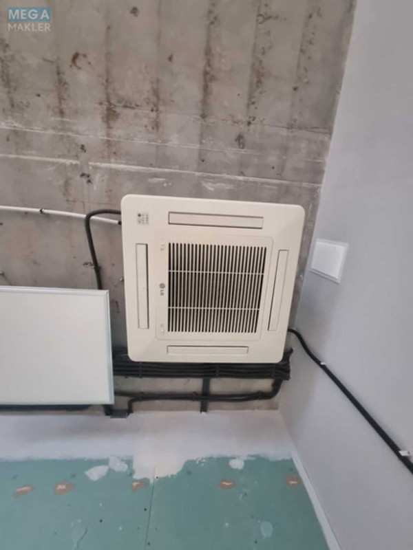 Продаж комерційної нерухомості, 163&nbsp;кв.м, под магазин, <a class="location-link" href="/kiev/" title="Недвижимость Київ">Київ</a>, <a class="location-link" href="/kiev/obolonskij/" title="Недвижимость Оболонський район">Оболонський р-н</a>, Героев Сталинграда просп., 8 (изображение 10)